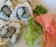 Hamachi Roll